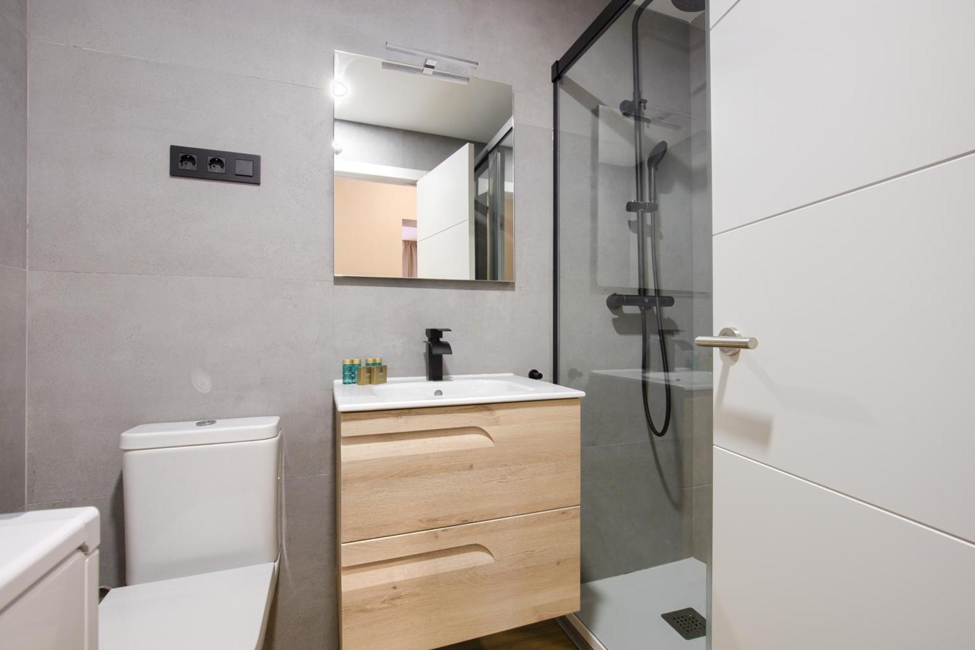 Apartamento Dobo Madrid Justicia Habitación foto