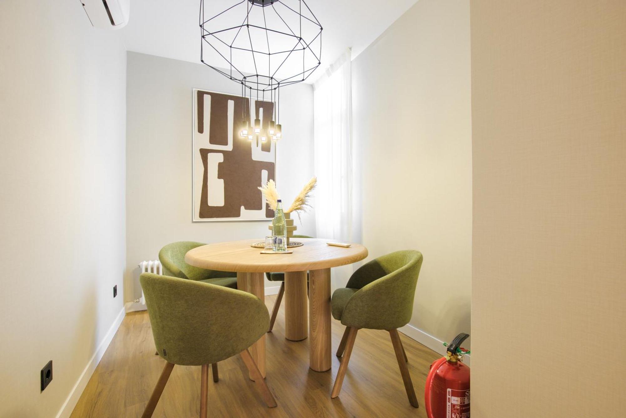 Apartamento Dobo Madrid Justicia Habitación foto